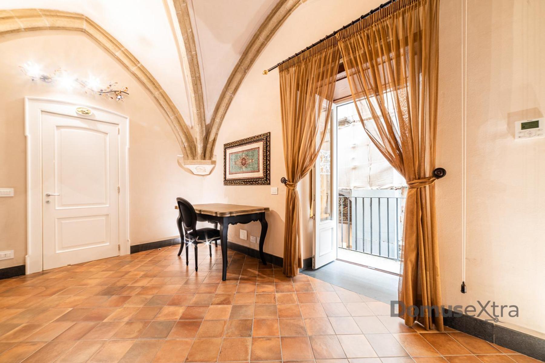 Piazza San Domenico Suite By Domusextra Napoli Bagian luar foto