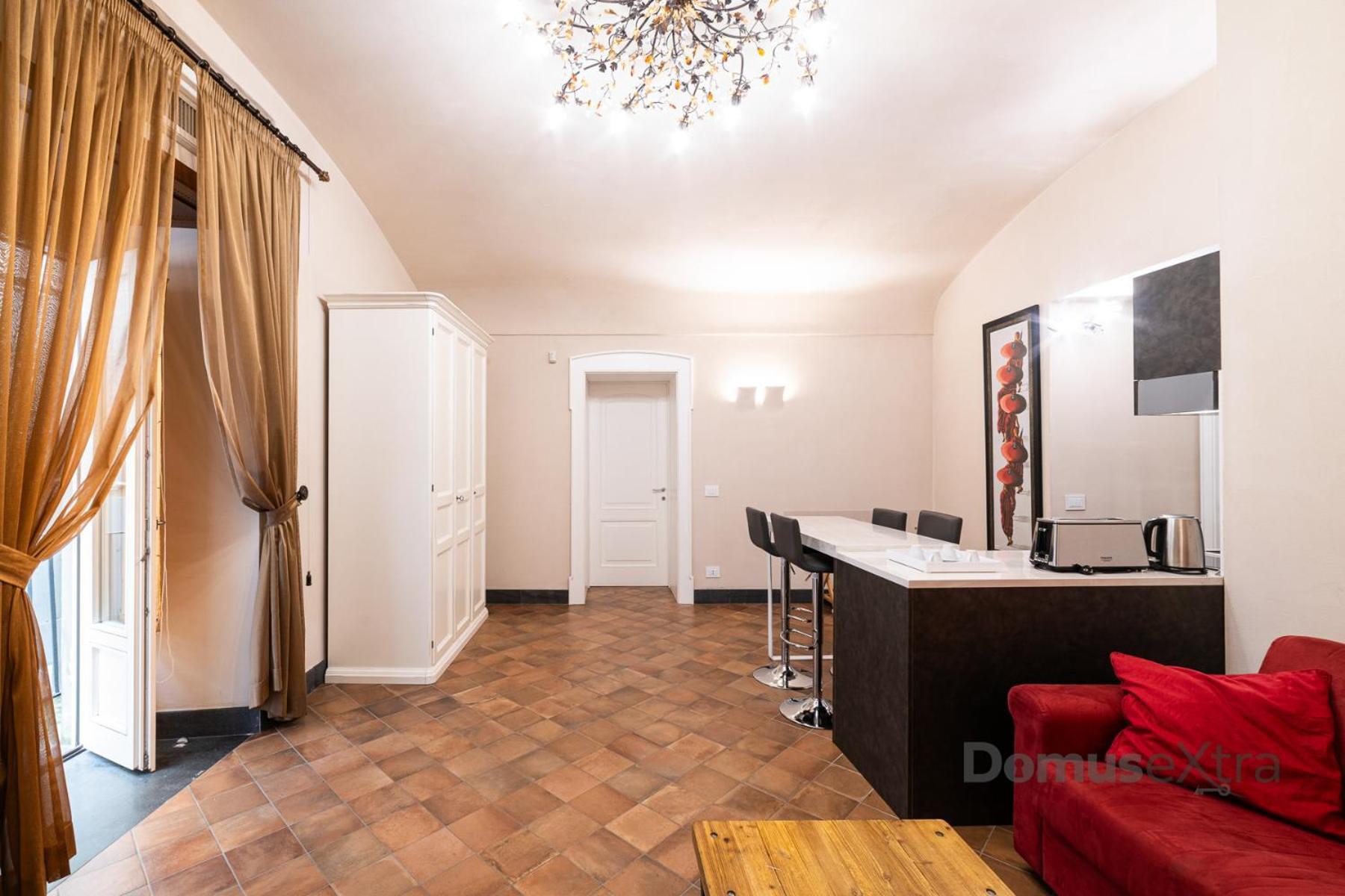 Piazza San Domenico Suite By Domusextra Napoli Bagian luar foto
